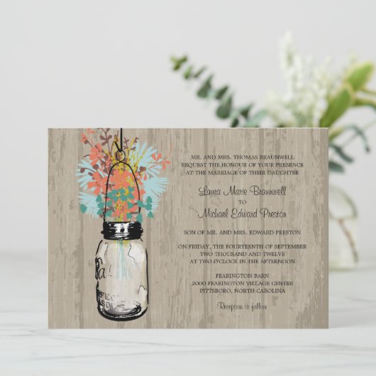 Invitation Rustic Wood Mason Jar et Mariage Fleur sauvage (Debout devant)