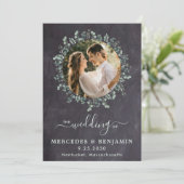 Invitation Rustique Eucalyptus Green Photo QR Code Mariage (Debout devant)