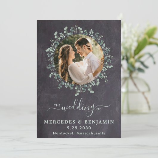 Invitation Rustique Eucalyptus Green Photo QR Code Mariage (Debout devant)