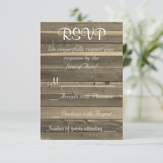 Invitation Rustique pays en bois RSVP (Debout devant)