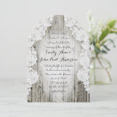 Invitation Rustique Pays Faux Lace Grange Mariage en bois (Debout devant)