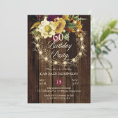 Invitation Rustique Woodsy Lighted Wreath 60e fête d'annivers (Debout devant)