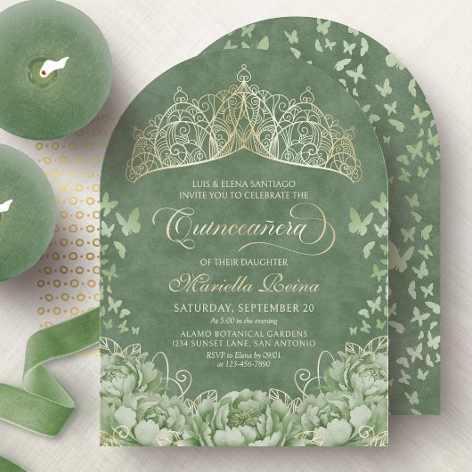 Invitation Sage Green Elégant Floral Crown Quinceanera