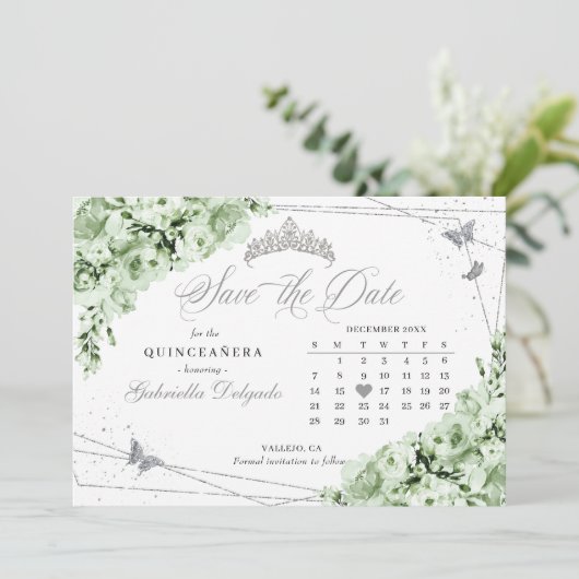 Invitation Sage Green & Silver Quinceañera Enregistrer La Dat (Debout devant)