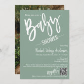 Invitation Sage moderne Baby shower de script vert QR Code ph (Devant / Derrière)