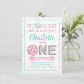 Invitation Saupoudrer le ballon à huile de Donut 1er annivers (Debout devant)