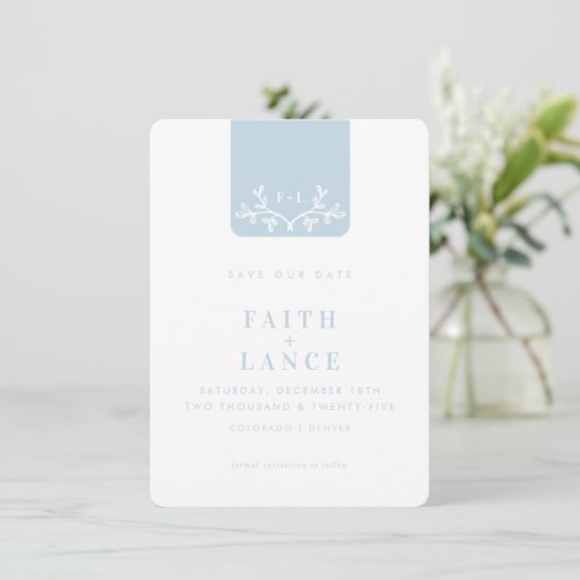 Invitation SAVE THE DATE spring garden twig logo bleu pâle (Debout devant)