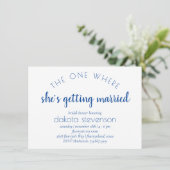 Invitation Script bleu simple | Une Où Elle Se Marie (Debout devant)