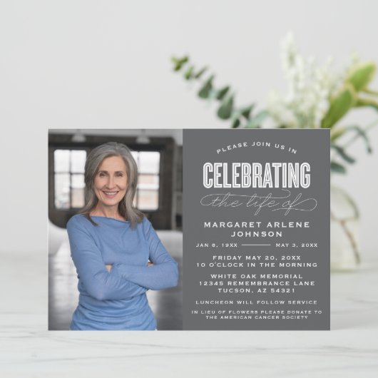 INVITATION SCRIPT BOLD MODERNE CÉLÉBRATION FUNÉRALE DE LA VIE (Debout devant)