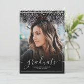 Invitation Script de bordure en confetti d'argent (Debout devant)