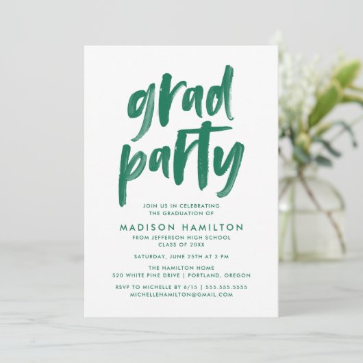 Invitation Script de brosse moderne Parti de graduation verte (Debout devant)