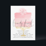 Invitation Script de gâteau rose moderne 21e anniversaire<br><div class="desc">Script de gâteau rose moderne 21e anniversaire. Le Twenty First est dans un style manuscrit serré avec les détails sous-posés sur un joli gâteau rose pâle à l'arrière - plan sur un pied d'or et une fleur sur le dessus. Personnalisez facilement le reste du texte avec vos détails.</div>
