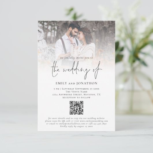 Invitation Script de superposition de photo moderne QR Code M (Debout devant)