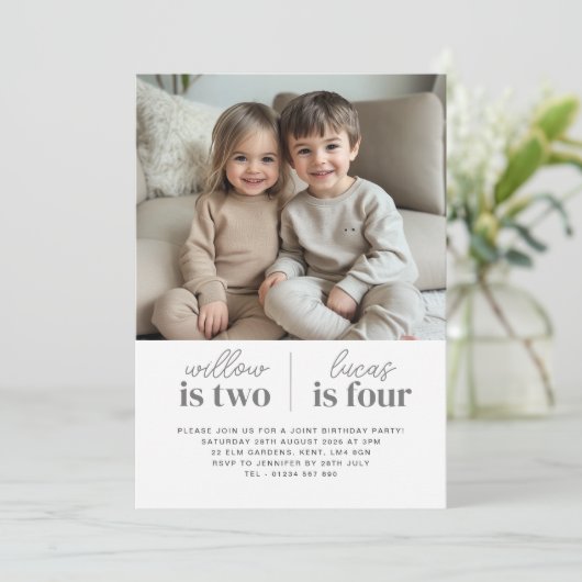 Invitation Script d'invitation conjointe de premier anniversa (Debout devant)