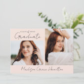 Invitation Script manuscrit moderne Blush 2 Photo Graduation (Debout devant)