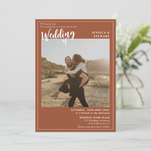 Invitation Script mariage en terre cuite en gras photo code Q (Debout devant)