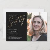 Invitation Script minimaliste noir et or 60ème photo (Devant)