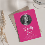 Invitation Script minimaliste Photo 21e anniversaire Hot Pink<br><div class="desc">Un design élégant "21e anniversaire" d'invitation de fête avec photo personnalisée,  typographie moderne et texte personnalisé.</div>