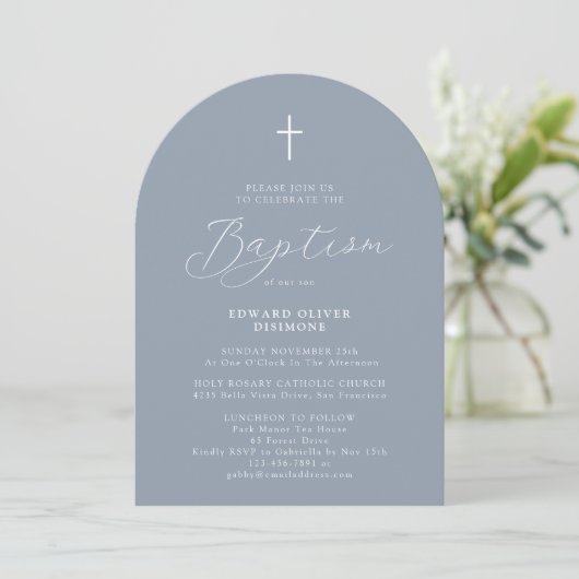 Invitation Script moderne Dusty Blue Baby Baptism (Debout devant)
