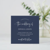 Invitation Script moderne | Mariage bleu foncé de la marine (Debout devant)