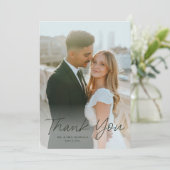 Invitation Script moderne Mariage photo simple Merci (Debout devant)
