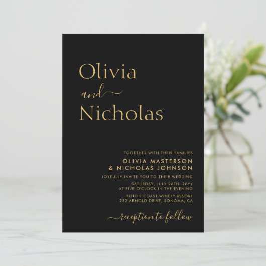 Invitation Script moderne noir et or QR Code Mariage photo (Debout devant)