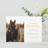 Invitation Script moderne Photo Jaune Graduation Party (Debout devant)