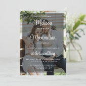 Invitation Script moderne transparent photo simple mariage (Debout devant)