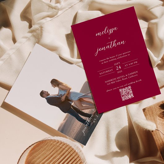 Invitation Script photo Magenta Rouge moderne QR Code Mariage