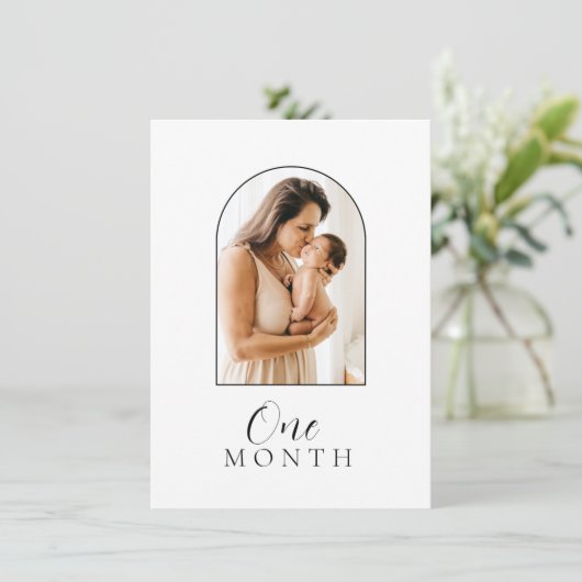 Invitation Script Texte Baby Monthly Milestone Card (Debout devant)