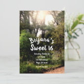 Invitation Sentier Rustique Floral Enchanted Forest Sweet 16 (Debout devant)
