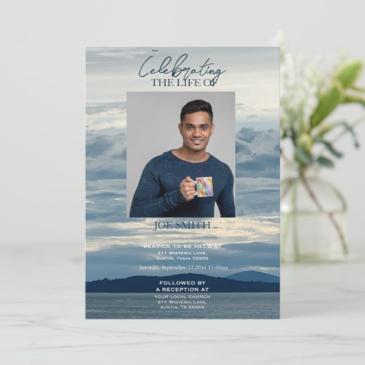 Invitation Service funéraire de plage côtière moderne (Debout devant)