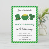 Invitation Shamrock d'anniversaire de la Saint-Patrick Green (Debout devant)