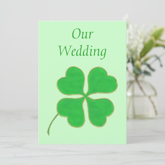 Invitation Shamrock vert avec points d'or, Mariage Inviter (Debout devant)