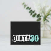 Invitation Shh A Surprise Dirty 30e fête de l'anniversaire bl (Debout devant)