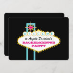 Invitation Signe rose de Las Vegas Bachelorette Party<br><div class="desc">Bienvenue dans une soirée de bachelorette à Las Vegas avec cette enseigne rétro emblématique et colorée. Customisez avec le nom de la mariée. Beaucoup de place à l'arrière pour tous vos détails de fête ou de voyage! Vous pouvez également changer la couleur arrière - plan.</div>