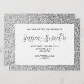 Invitation Silver gray scintille Sweet 16 élégant script (Devant / Derrière)