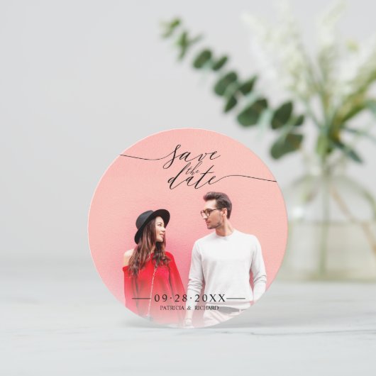 Invitation Simple Chic Script Wedding Enregistrer La Date Pho (Debout devant)