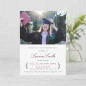 Invitation simple classique de la fête de graduati (Debout devant)