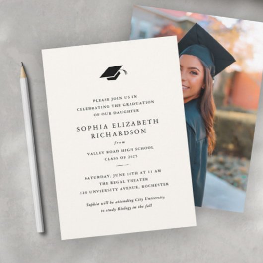 Invitation Simple classique noir et blanc photo graduation