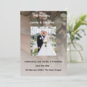 Invitation simple et élégante pour un mariage (Debout devant)