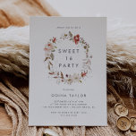 Invitation Simple Floral Sweet 16 Anniversaire<br><div class="desc">Cette simple invitation à 16 ans à la floraison douce est parfaite pour une fête rustique de 16 ans. Le design boho fantaisiste est composé de fleurs rustiques roses rousses,  bordeaux et marsala aux tonalités sobres et romantiques.</div>