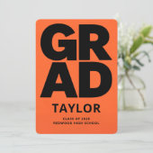 Invitation Simple Minimal High School Graduate Graduation (Debout devant)