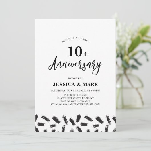 Invitation simple moderne du 10e anniversaire du M (Debout devant)