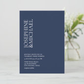 Invitation Simple Moderne Prénom Bleu Marine (Debout devant)