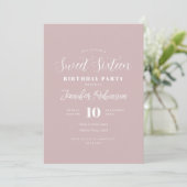 Invitation Simple moderne rose pâle photo douce 16 Seize (Debout devant)