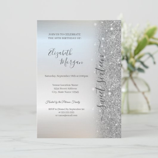 Invitation Simple Parties scintillant Argent Silver Sweet 16 (Debout devant)