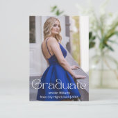 Invitation simple photo graduation party qr code rsvp (Debout devant)