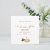 Invitation Simple Pine Cone Pumpkin Friendsgiving  (Debout devant)