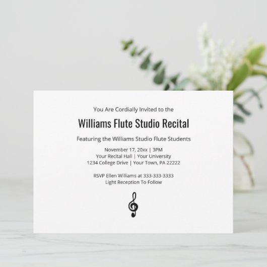 Invitation Simple Treble Clef Music Considérant Noir Blanc (Debout devant)